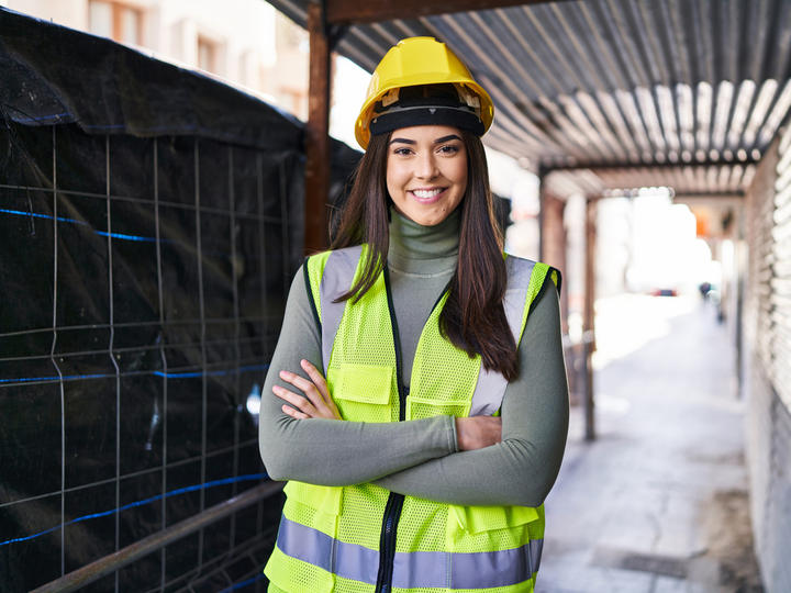 Hispanic woman construction worker 