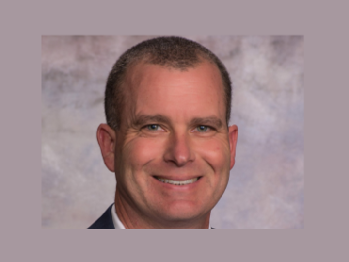 A headshot photo of Dennis Medders. 
