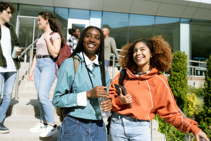 Students at college fair 
